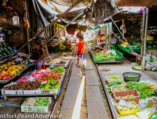 Maeklong Train Market